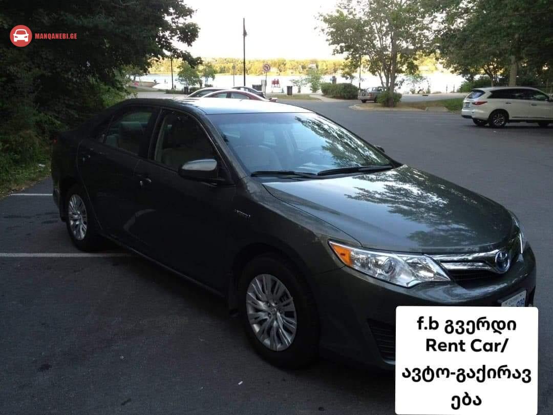 Osmirlarning ogziga siyayotgan rus onalari aks etgan porno