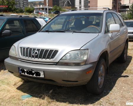 ქირავდება მანქანა