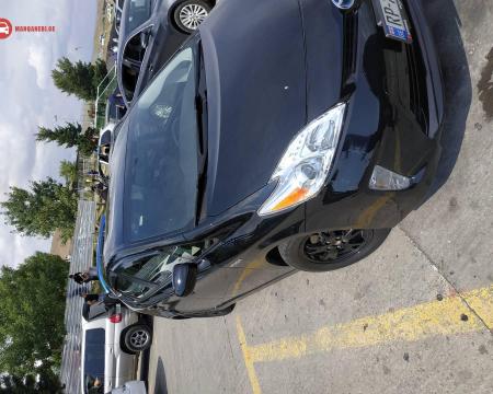 ქირავდება ავტომობილი Toyota Prius