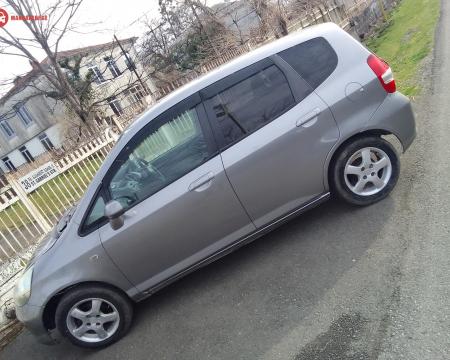 ქირავდება