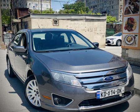 ქირავდება