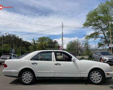 ქირავდება დღიურად/თვიურად