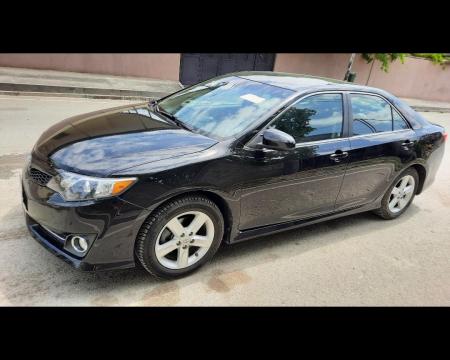 ქირავდება