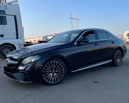 ქირავდება მძღოლით