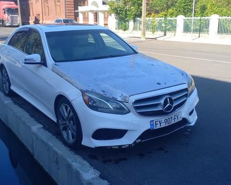 saswrafod iyideba E350  2014w  7000dolari+995 599 15 14 55beso am nomerze dareket 