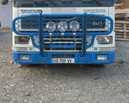 მანიპულატორიანი (თვითმცლელი) მანქანა