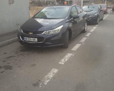 ქირავდება