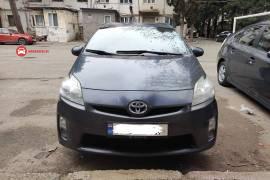 ქირავდება ავტომობილები car rent dayli прокат авто, toyota prius rent