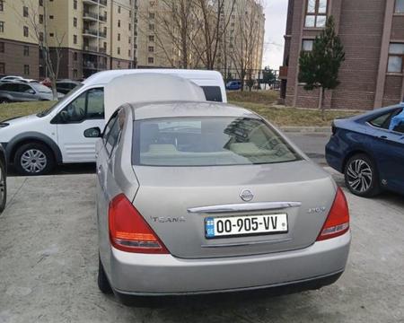 2004 nissan teana 2