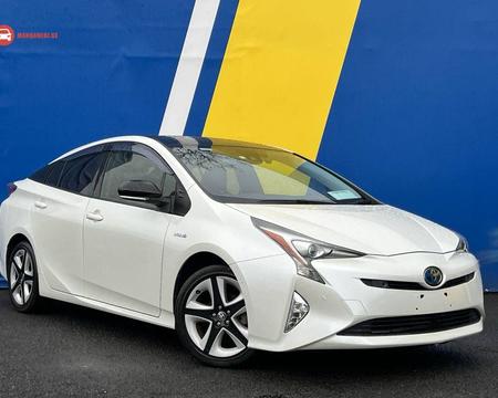 ქირავდება პრიუსი