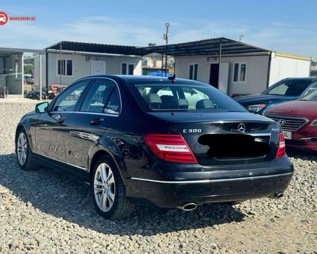 ქირავდება დღიურად For daily rent in perfect condition $100 C300
