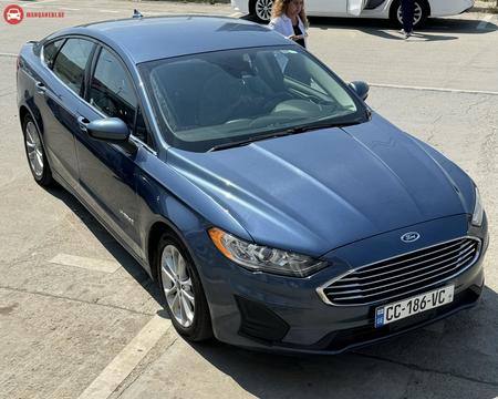 ქირავდება Ford Fusion 2019