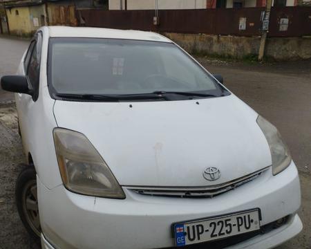 ქირავდება