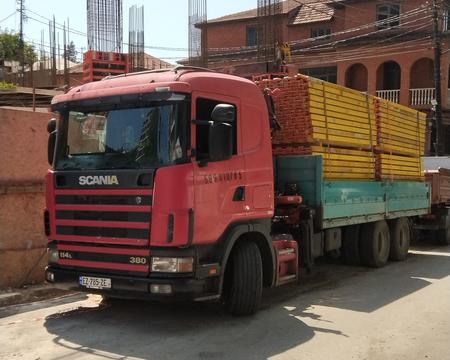 სატვირთო ამწე კრანი მანიპულატორი ჰაიაპი