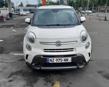 2013 FIAT 500L