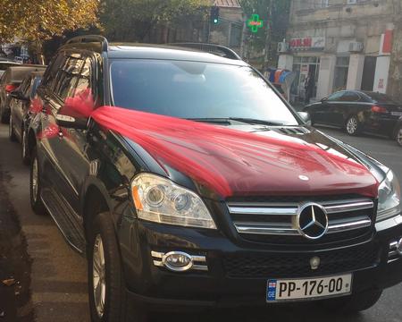 ქირავდება  7-კაციანი მერსედესი GL320 CDI