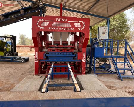 PRS 400 – ნახევრად ავტომატური ბლოკის დანადგარი, 4 ცალი 20-სმ