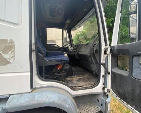 იყიდება თვითმცლელი ივეკო 15 ტონიანი