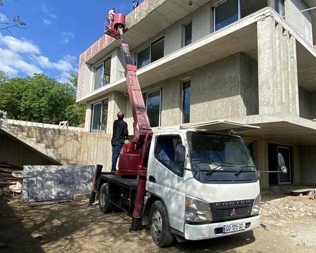 ამწე კალათა გამოძახებით