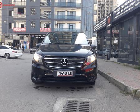 ქირავდება  მინივენი 