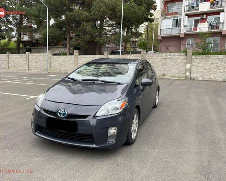 ქირავდება ავტომობილები car rent dayli прокат авто, toyota prius rent