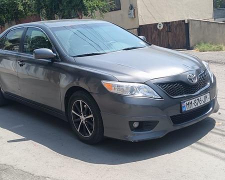 ქირავდება