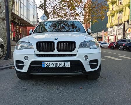 ქირავდება