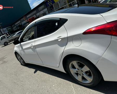 გავაქირავებ მანქანას ტაქსზე