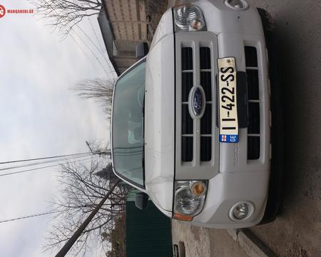 ქირავდება მანქანა დღიურად. 