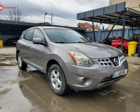 NISSAN ROGUE