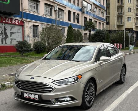 Ford Fusion Plug-in Hybrid 2018