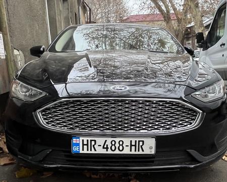 იყიდება ფორდ ფიუჯენი