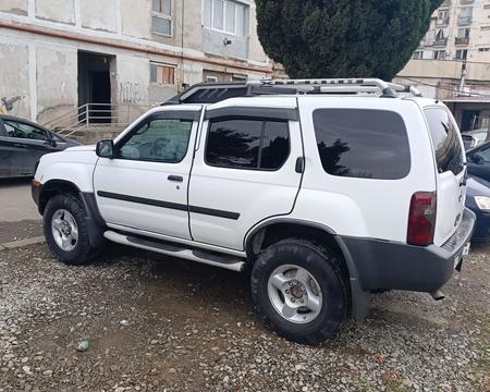 ქირავდება 