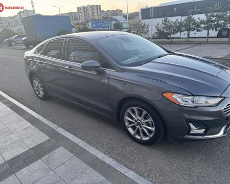 ქირავდება