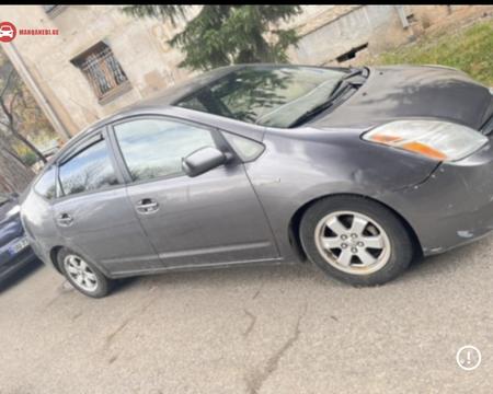 qiravdeba dgiurat toyota priusi