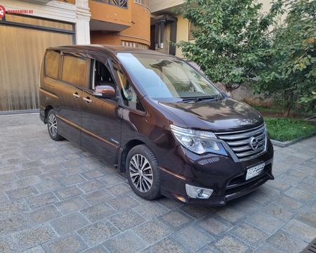 2015 Nissan Serena Highway star