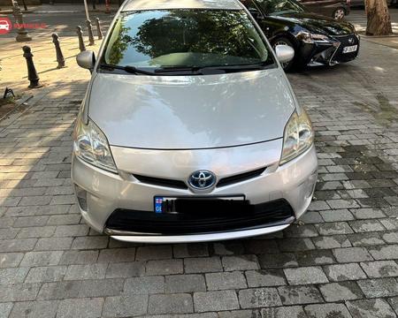 ქირავდება ავტომობილები car rent dayli прокат авто, toyota prius rent