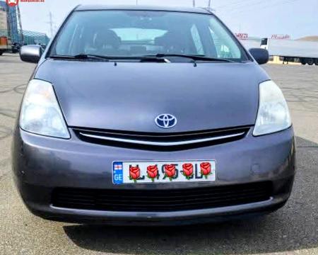 ქირავდება ტოიოტა პრიუსი