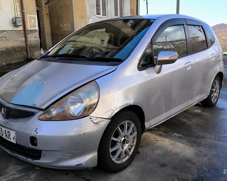 იყიდება HONDA FIT