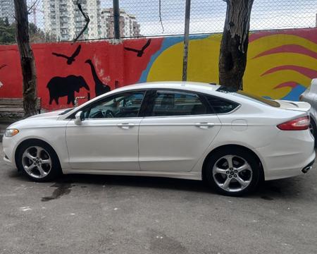 ქირავდება