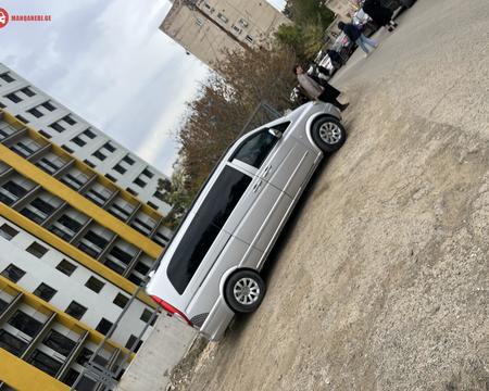 მინივენი დაკვეთით