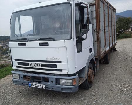იყიდება Iveco Stralis