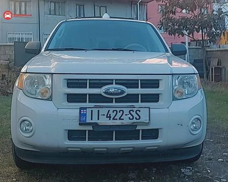 ქირავდება მანქანა დღიურად. 