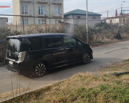 ქირავდება მინივენი მძღოლით