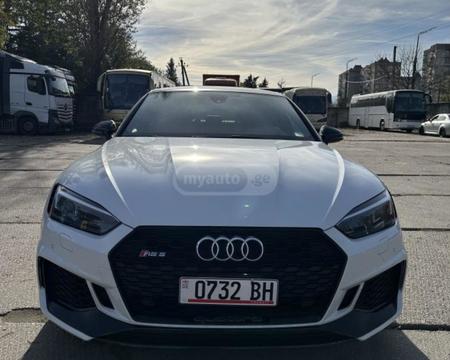 იყიდება აუდი რს5